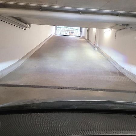 III Appart 2 Pieces, Neuf 200 M De Gare Parking Netflix Evry Courcouronnes 外观 照片